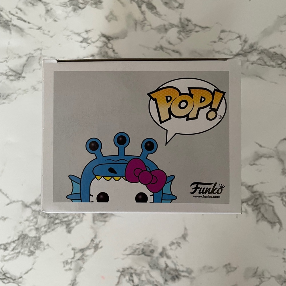 Hello Kitty Funko Pop 41 - Picture 6 of 8